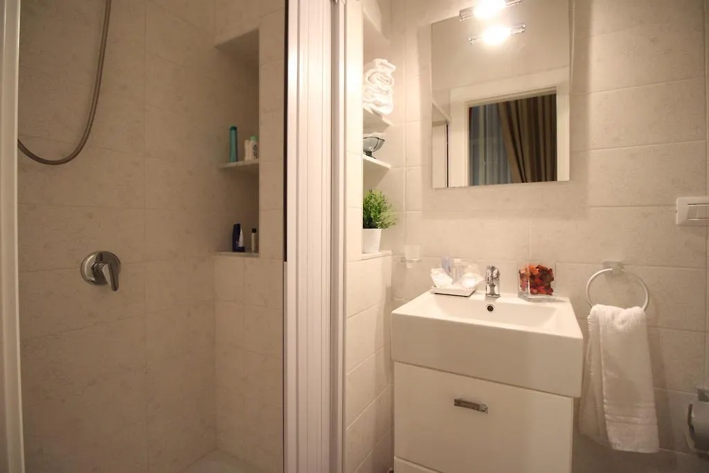 Hotel Dimora Delle Arti Neapol Pensjonat
